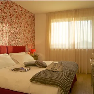 https://spluga-sosta-hotel.it-lombardy.com